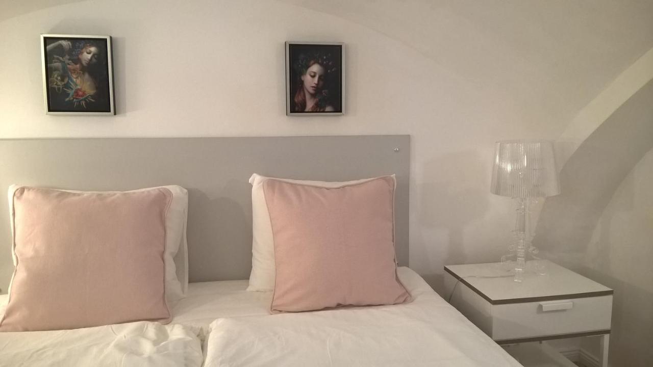 Art & Design Studios Budapest Luaran gambar